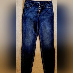 Edge High Rise Blue Jeans Classic Style